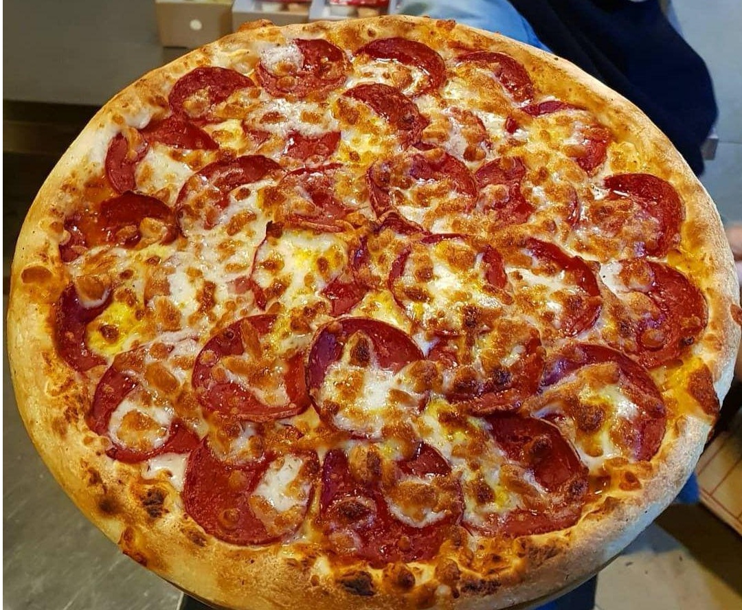 پیتزا پپرونی (آمریکایی) تیامو