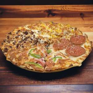 پیتزا چهار فصل متوسط - لاکچری