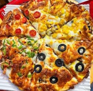 پیتزا چهارفصل خانواده - پالت